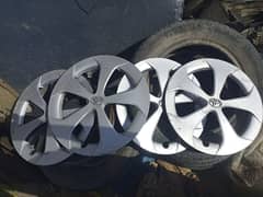 Toyota Prius rims 5 nuts with tyres   for sale
