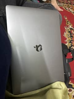 Macbookpro i9 2019 16 inch