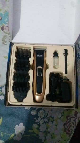 kemei hair cliper 1