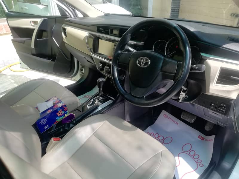 Toyota Corolla altis 1.6 2017 model 10