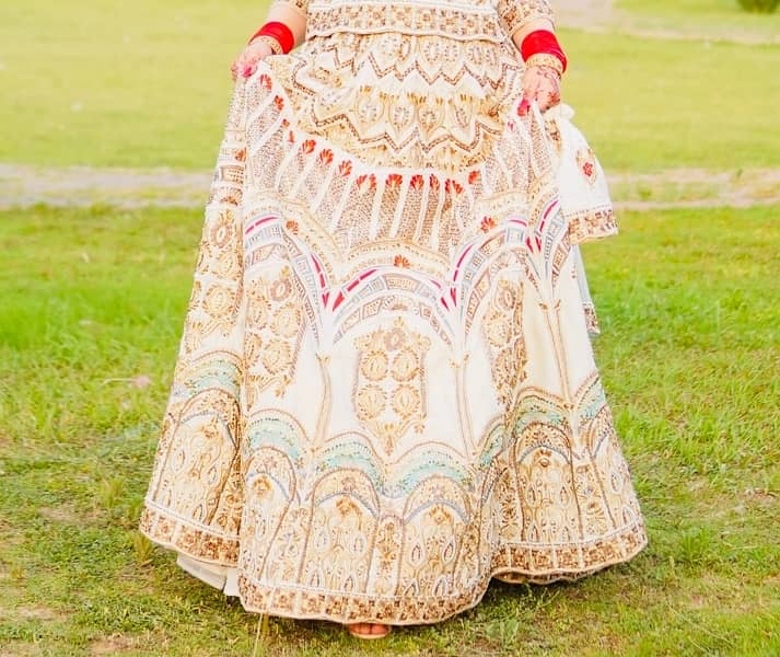 Bridal dress/Wedding Dress/ Bridal Lehnga/Designer Bridal maxi 1