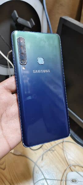 Samsung 6 / 128 GB 1