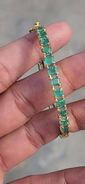 Emerald bracelet 0