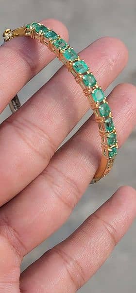 Emerald bracelet 5