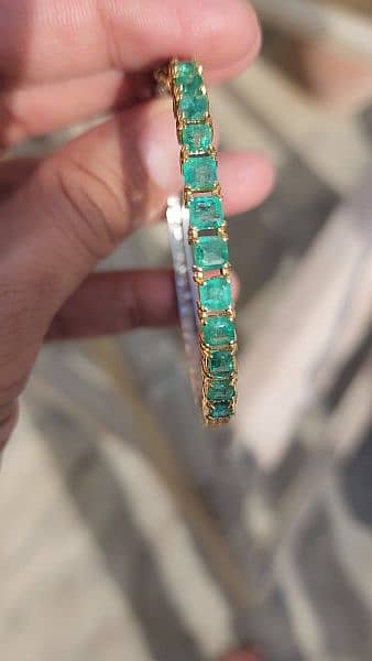 Emerald bracelet 8