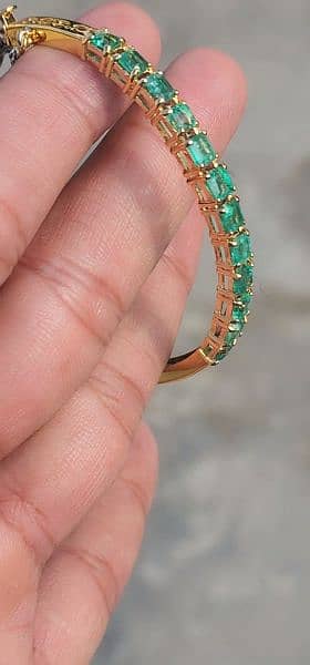 Emerald bracelet 9