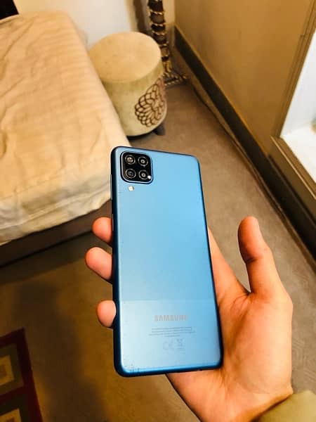 Samsung A12 (4/128gb) 0