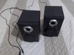 2 audionic speakeres for urgent sale