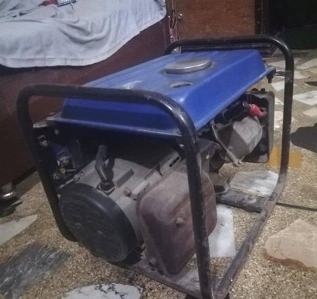 1 kve Generator home used and Very less used 1