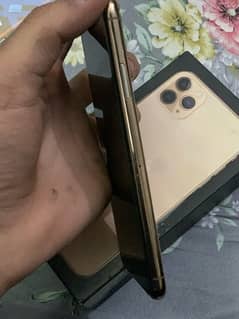 iphone 11pro max 256GB PTA approved