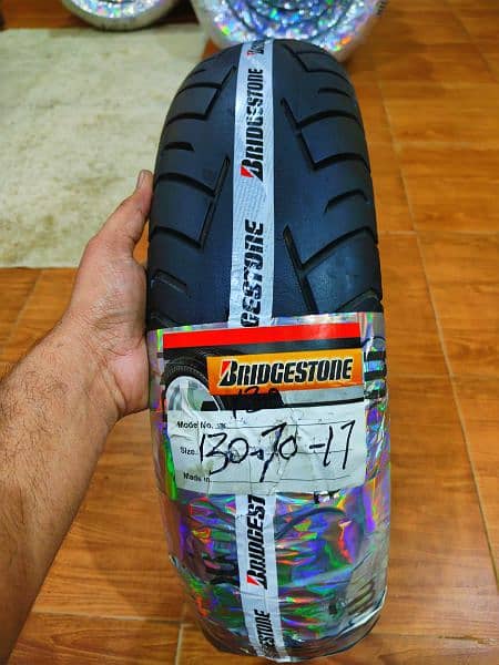 Sports heavy bike tyres available for sale 3