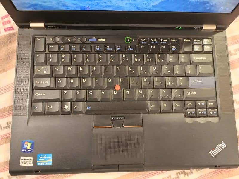 Lenovo ThinkPad T420 Core i5 2nd Generation in good condition. 4