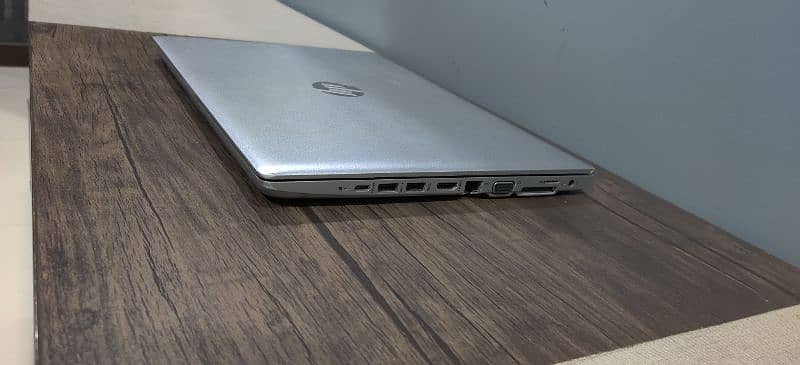 Hp ProBook 640 G4 Core I5 8th Generation 8gb ram 128gb M. 2 SSD,500 hdd 4