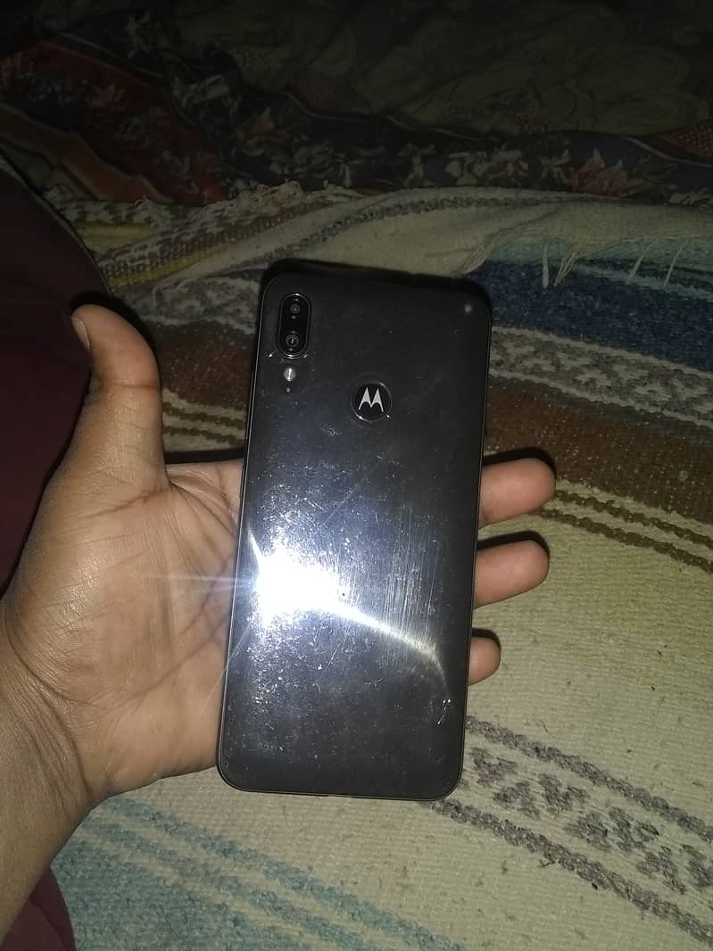 Mobile Motorola e6 plus origanl box pta approved 3