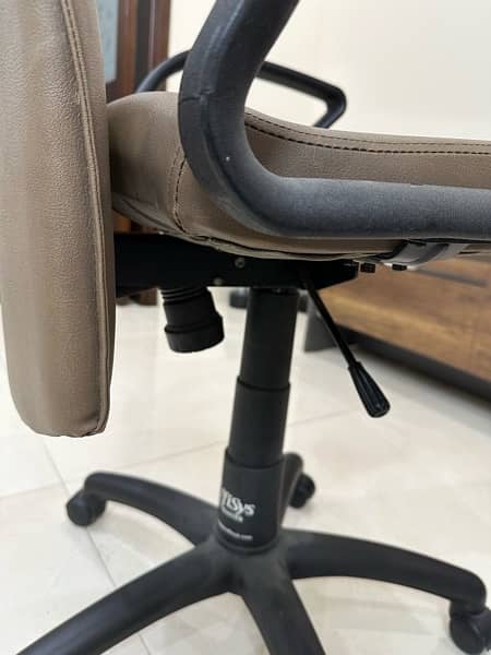Master Office reclining chair 6