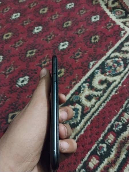 IPhone 7 10/9 condition 3