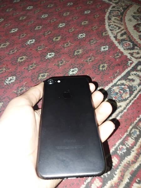 IPhone 7 10/9 condition 6