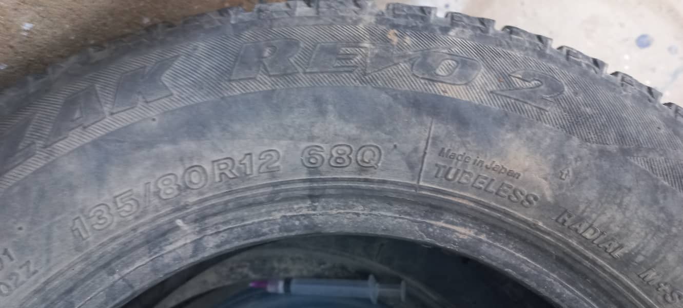 Used tyre 0