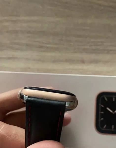 apple watch series 5 (44mm) with box 4
