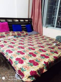 king size iron bed