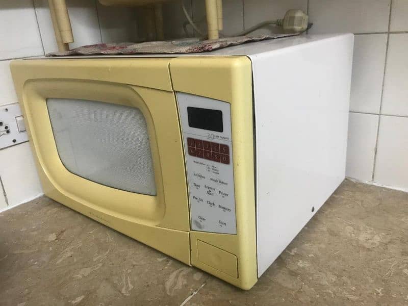 microwave in perfect condition 0