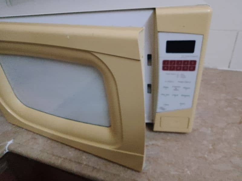 microwave in perfect condition 6