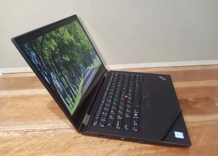 Lenovo ThinkPad Laptop X380 Yoga13.3” i7 8th Gen For sale/ Laptop 1