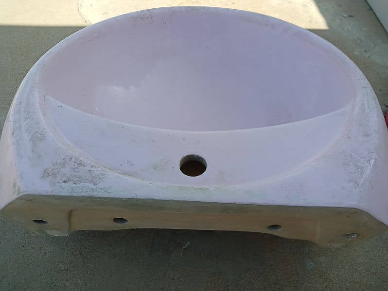 Large Basin with pedestals and flush tank 19