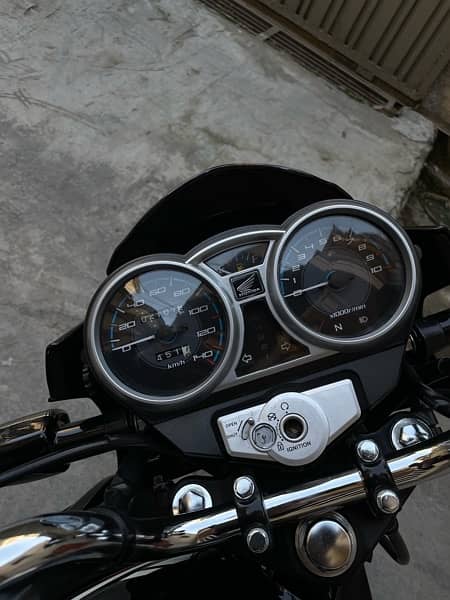 Honda CB150f 1