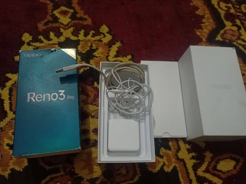 Oppo Reno 3 pro 8+3 Ram 256GB Momery 4