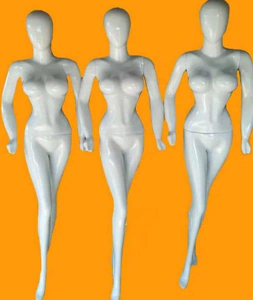 dummies and mannequin 1