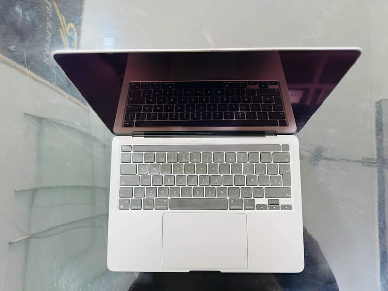 Apple MacBook Pro M1 Brand New Condition (ScratchLess Book) 4