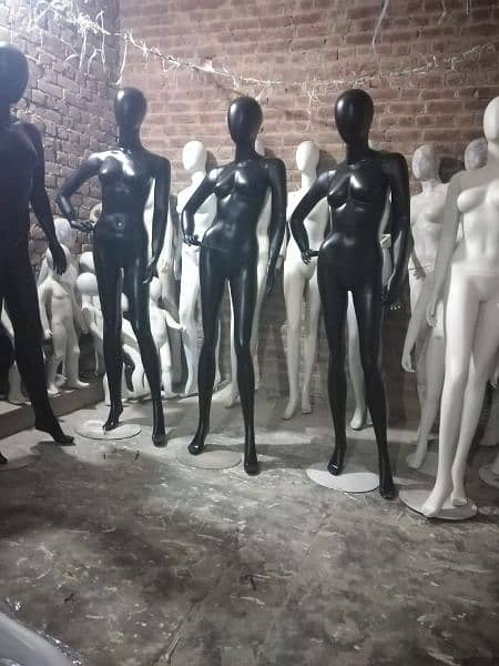 dummies and mannequins 2