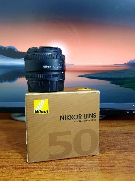 Nikon 50mm f1.8 10/10 4