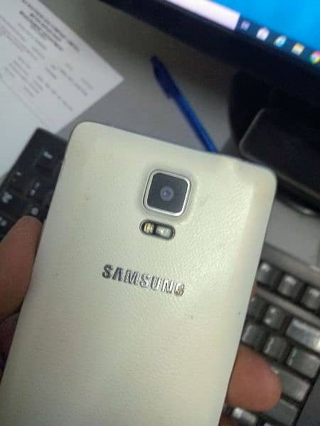 Samsung Note 4 4