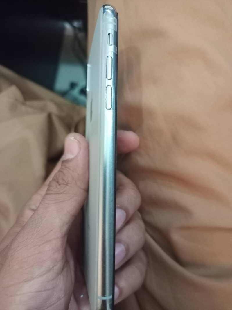 Iphone X 64GB pta approved Clear Set hai 7