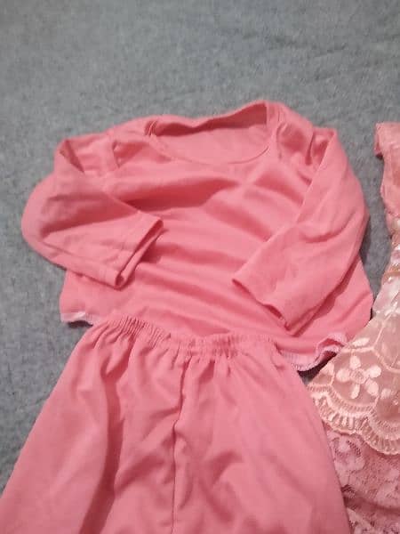 kids frocks in good condition 6