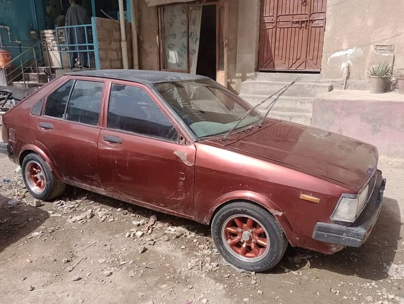 Nissan Pulsar in Good Condition 8