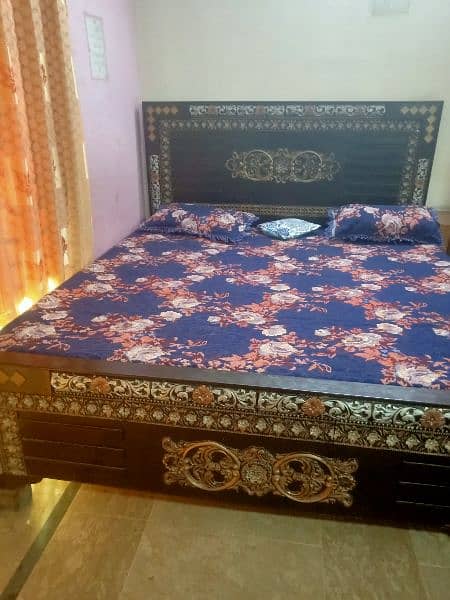 Bed for sale in Lahore 0