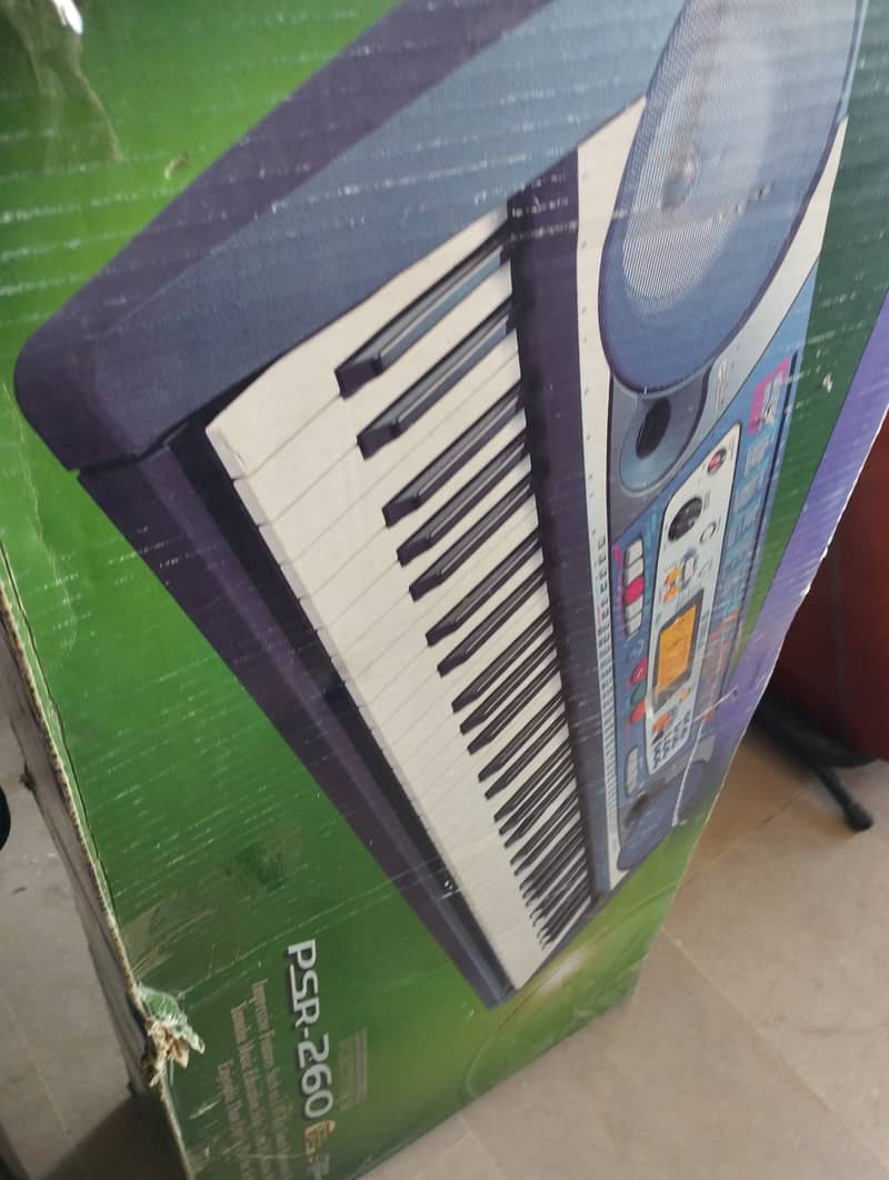 Yamaha PSR 260 digital keyboard 1