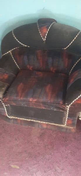 5 seater sofa set for sale. . 0
