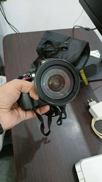 Nikon D5300 with lenz 18-70mm 2