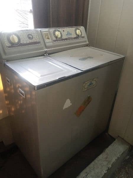 Washing Machine with New Dryer 2in1 1