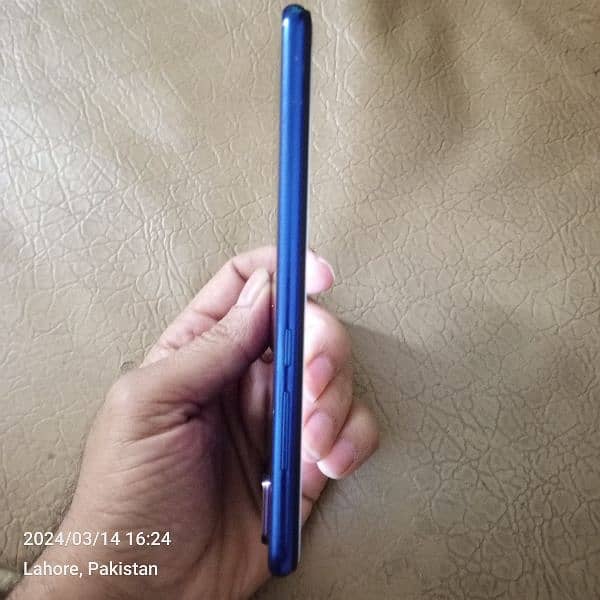 Redmi Note7 (4GB, 128 GB) (10/10) with Original Charger + Box 5