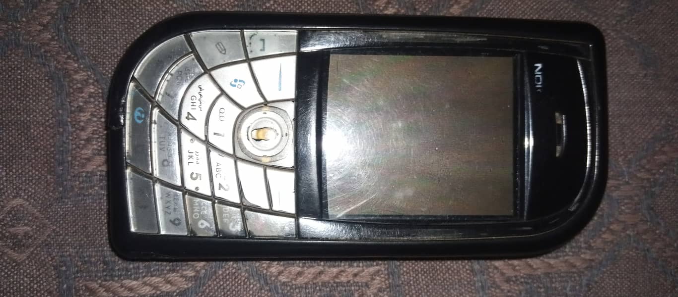 nokia 7610 0