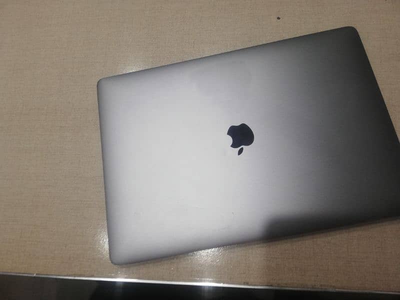 Apple MacBook pro air i5 i7 i9 m1 m2 m3 all models available 2