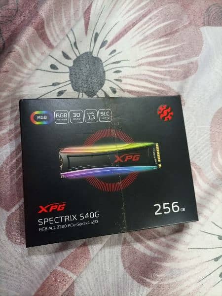 XPG SPECTRIX S40G RGB (256GB) 0
