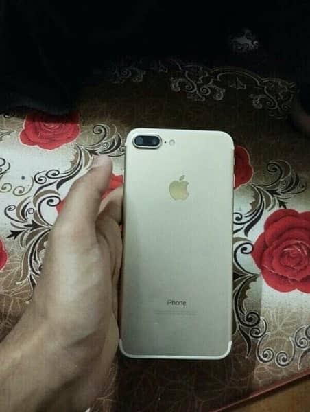 iphone 7+ 128gb urgent sell 1