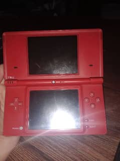 Nintendo DSi (Can Be Fixed)