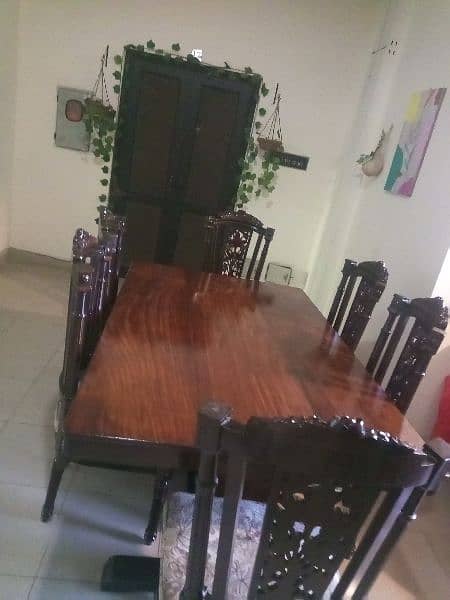 6 Seater heavy wood dining table , dining top is made with heavy wool 3